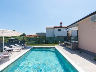 Villa Porec Buitenaudio-opname 6