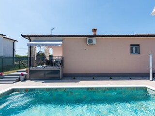 Villa Porec Buitenaudio-opname 11