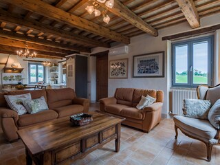 Villa Monsampietro Morico Kenmerken 24