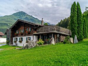 Ferienhaus Uriges Bauernhaus mit Sauna in Bramberg - Neukirchen am Großvenediger - image1