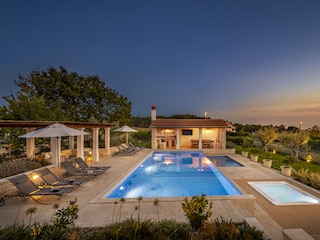 Villa Kastelir Außenaufnahme 7
