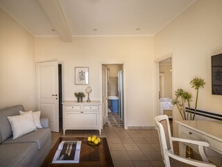 White suite living area