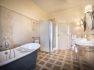 White suite bathroom
