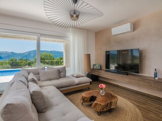 Villa Brzac Features 24