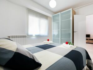 Fantastic 4 bedroom Apartment in Barcelona(4444a9a6734f0207d4d8) - Barcelona - image1