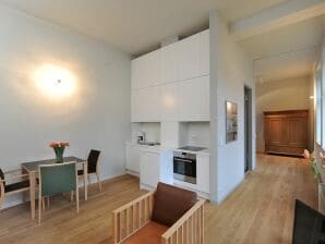 Unique loft-apartment in idyllic Gardenhouse (quiet &(sWPEPf8kut5gigxFm) - Friedrichshain-Kreuzberg - image1