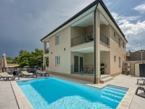 Villa IN with Private Pool - Nova Vas - image1