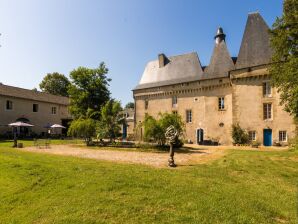 Parc de vacances Gîte du patrimoine à Chaleix avec jardin - La Coquille - image1