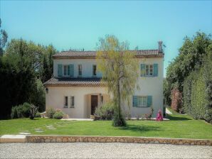 Rustige villa in Saint Paul de Vence met zwembad - Sint-Paulus de Vence - image1