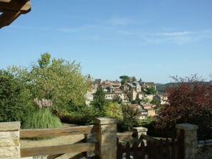 Gîte Spacieuse demeure avec piscine à Belvès - Grives - image1