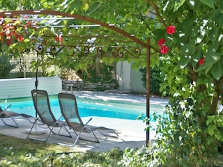 Villa Viens Outdoor Recording 2