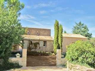 Villa Viens Outdoor Recording 8