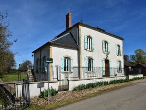 Vakantiehuisje Luxe landhuis in Verneuil met omheinde tuin - Sint-Hilaire Fontaine - image1