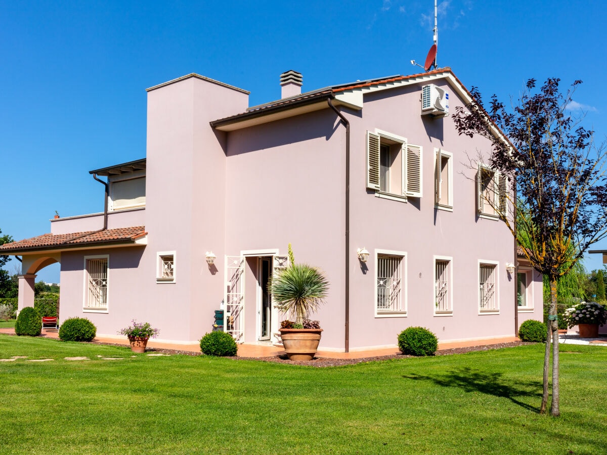 Villa Montescudaio Außenaufnahme 6