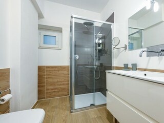 Appartamento Gardone Riviera Caratteristiche 32