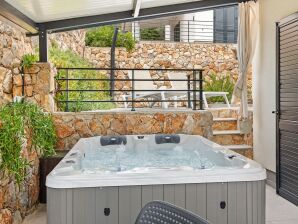 Crepsa Paradize con Jacuzzi