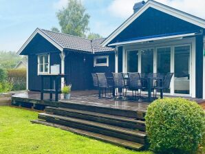 Holiday house 4 star holiday home in Hagby - Halltorp - image1