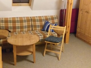 Wohn-/Schlafzimmer 2