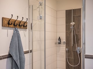 Badezimmer I mit Dusche