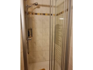 Dusche Badezimmer unten
