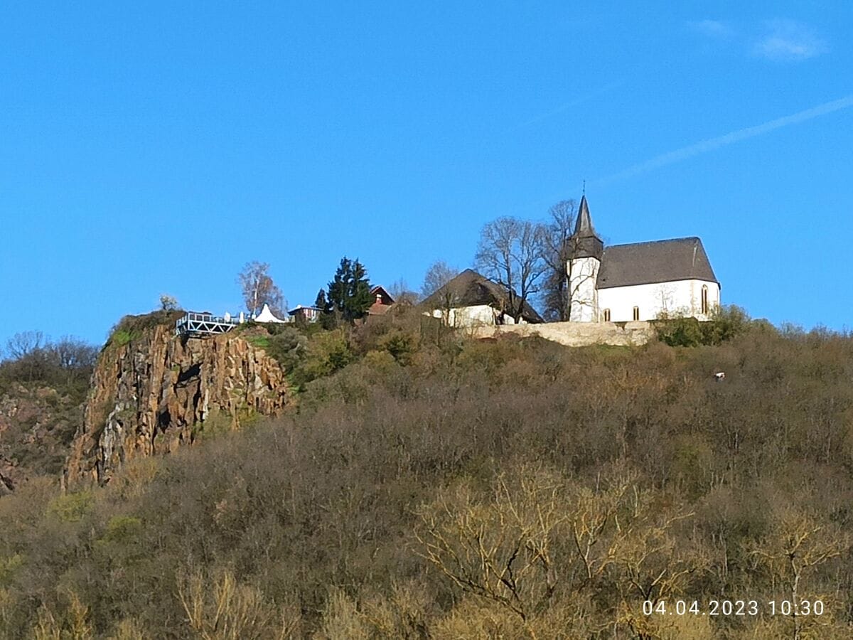 Stiftskirche Sankt Johannisberg mit Skywalk