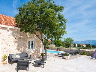 Villa Olim Civitas is high-end furnished