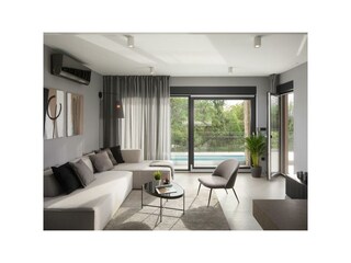 Villa Nedescina Features 6