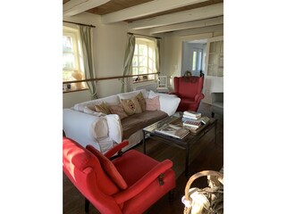 Wohnzimmer mit Kamin