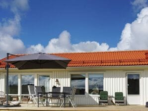Holiday house 4 star holiday home in Grebbestad-By Traum - Havstenssund - image1
