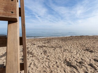 NEAR BEACH