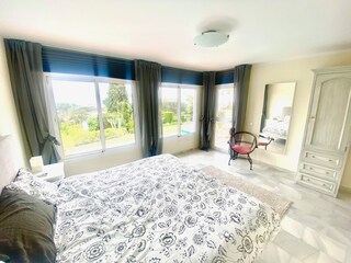 Schlafzimmer 1 mit Meerblick