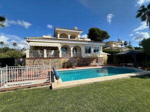 Villa In Elviria with a 180Â° sea view - Elviria - image1