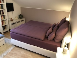 Schlafzimmer 2