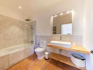 Cottage Pollensa Features 27