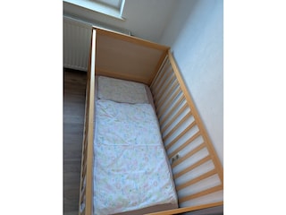 Blick ins Kinderbett