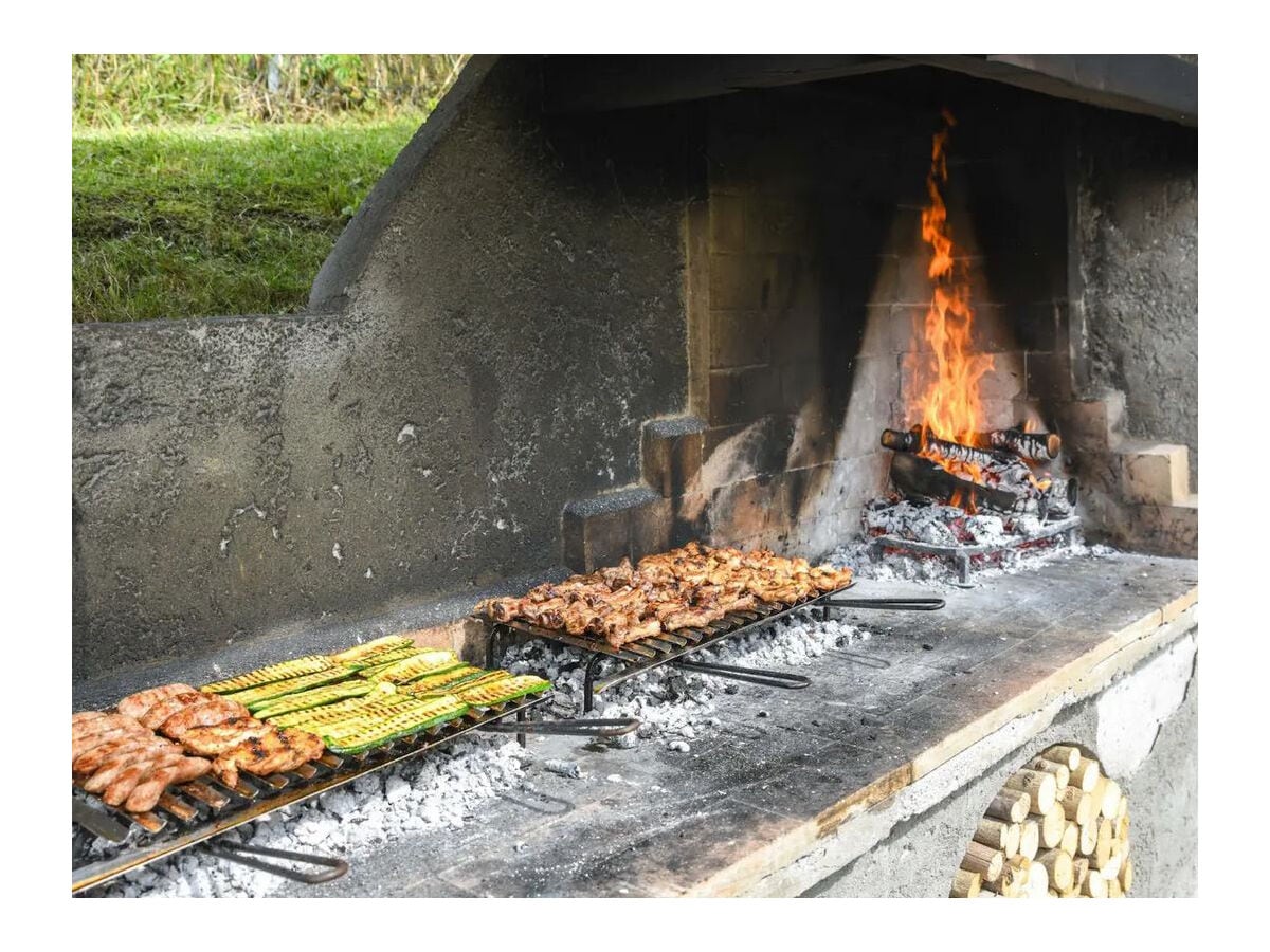 Grill- und Pizzaofen