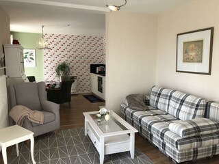 Kro?nchen Ku?che und WZ