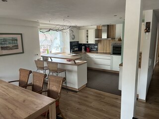 Blick in die großzügige Küche