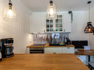 Wohn-/Schlafbereich mit offener Küche