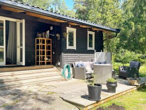 5 Personen Ferienhaus in DJURHAMN - Värmdö - image1