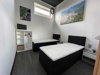 Schlafzimmer 2, noch ohne Decken