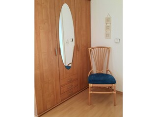 2. Schlafzimmer