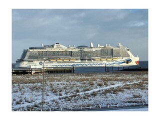 Blick vom Balkon auf die Aida