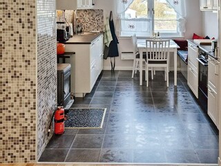 Apartment Troms  18