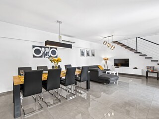 Villa Tinjan Caratteristiche 19