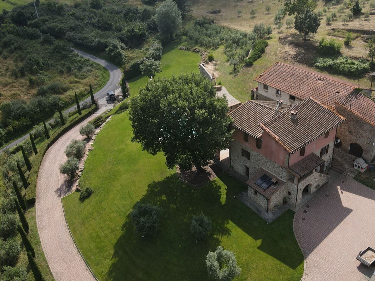 Ferienhaus Castel Focognano Außenaufnahme 9