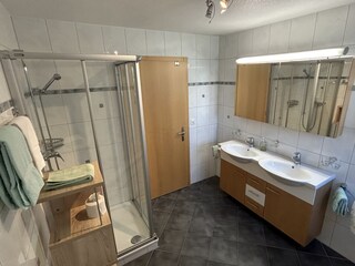 Vakantieappartement Saas-Grund Badkamer 16