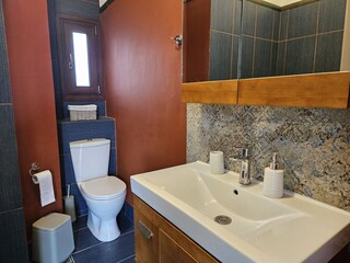 Badezimmer mit Badewanne