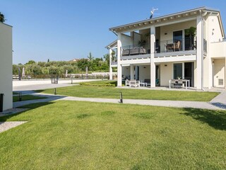 Appartement Manerba del Garda Buitenaudio-opname 3
