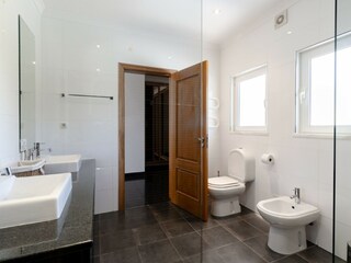 Villa Budens Caratteristiche 26